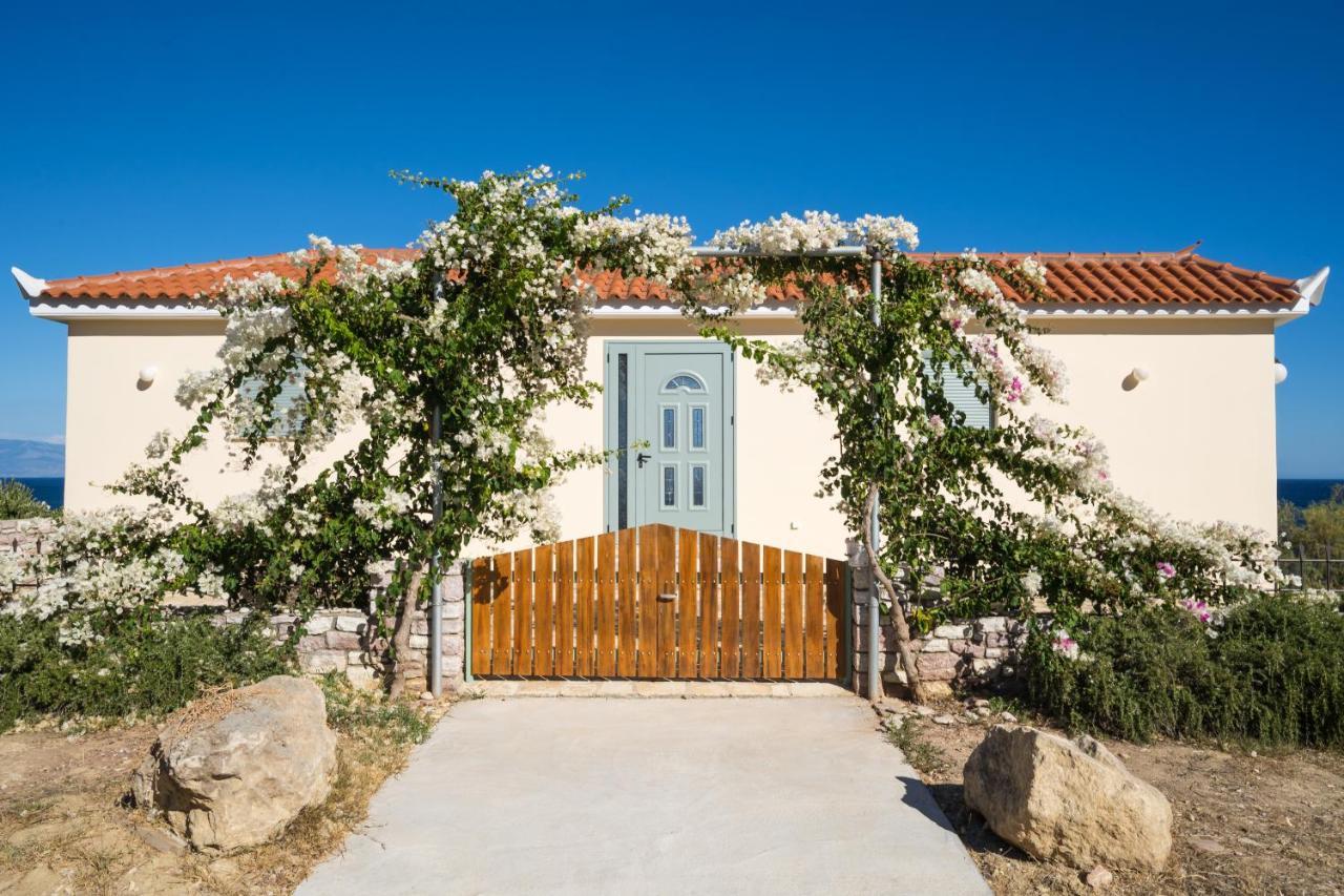 Seafront Studio With Direct Beach Access Koróni Dış mekan fotoğraf