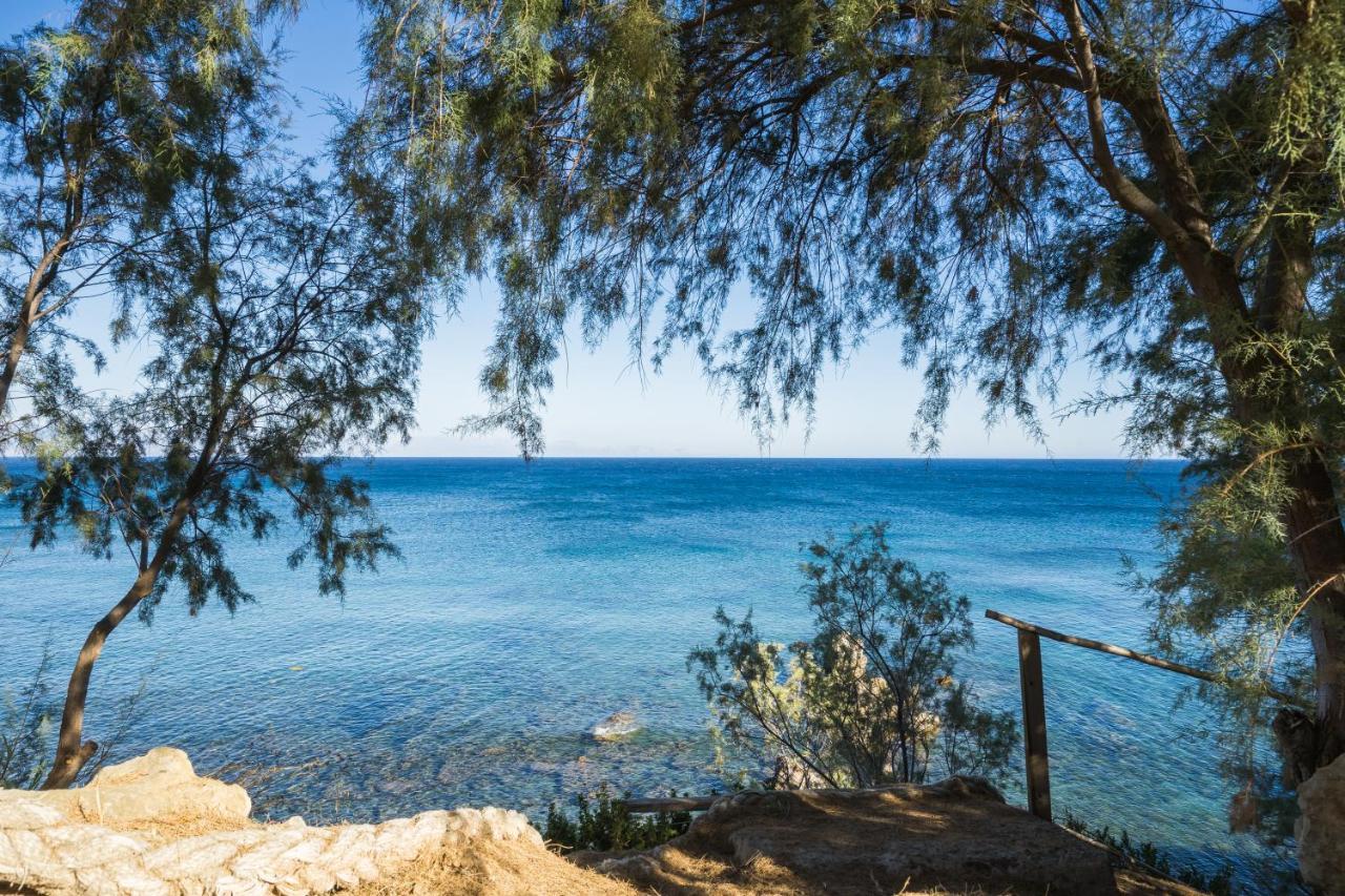 Seafront Studio With Direct Beach Access Koróni Dış mekan fotoğraf
